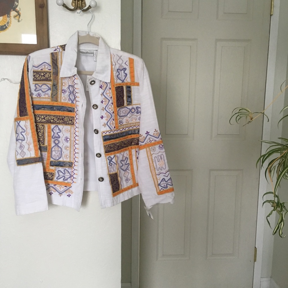 Vintage Embroidered Ribbon Patterned Jacket
